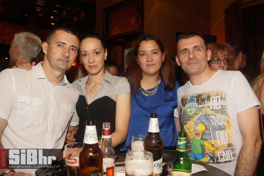 old_bridge_pub_3