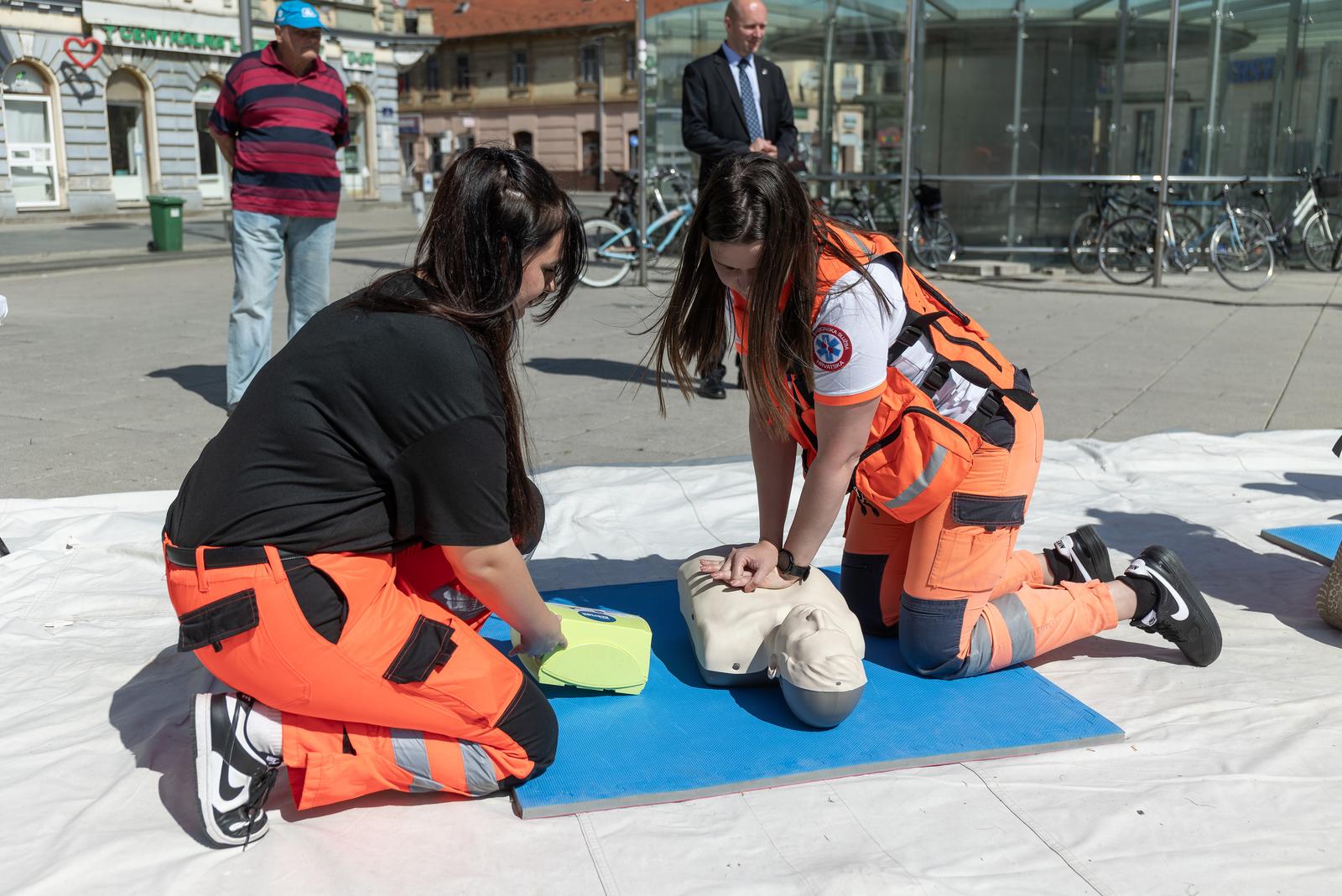 Dan hitne medicinske službe u centru Osijeka