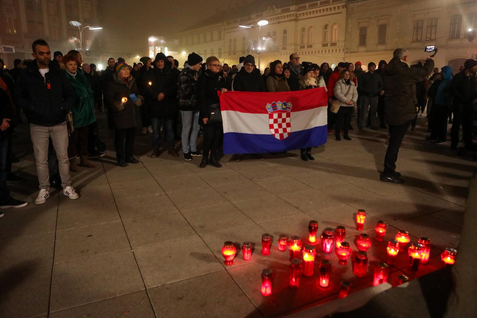 I večeras u Osijeku tihi prosvjed protiv Covid potvrda