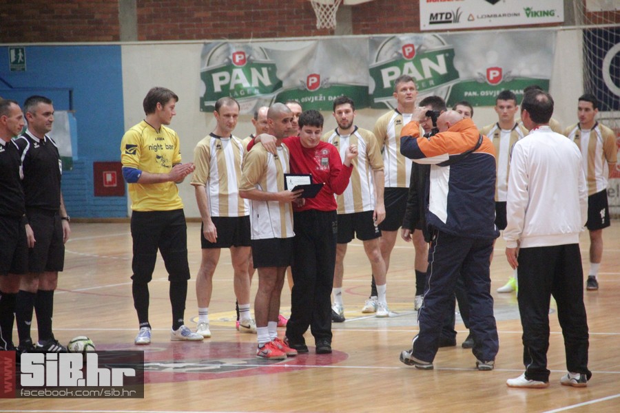 8kafica2012_sibhr22 8kafica2012_sibhr22