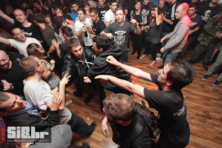 punk_party_10_atheist_rap_13102