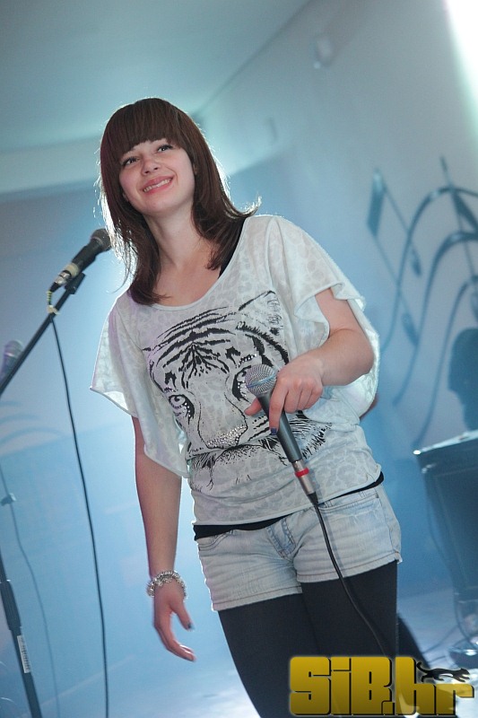 skapada_pullover_medium_17_11_2