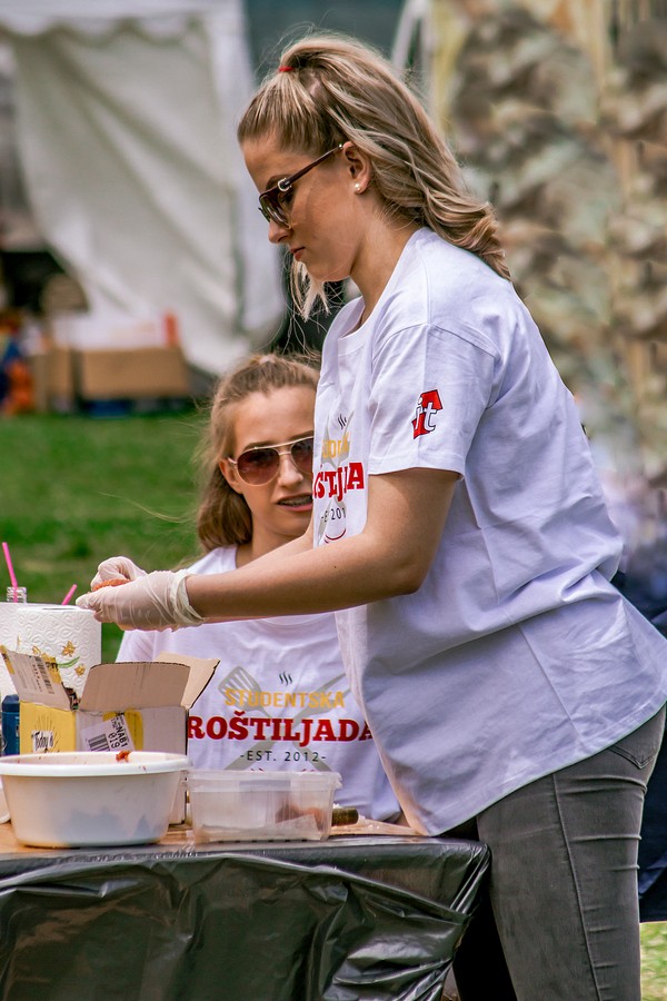 7_studentski_BBQ_SiB_HR-043