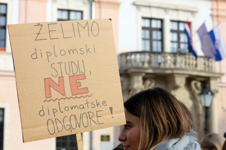 Prosvjedovali studenti Socijalnog rada, traže diplomski studij