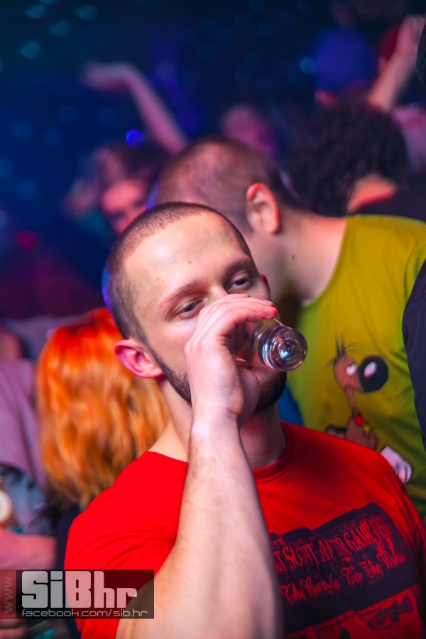 exit_pavijani_1801_nocni_zivot_