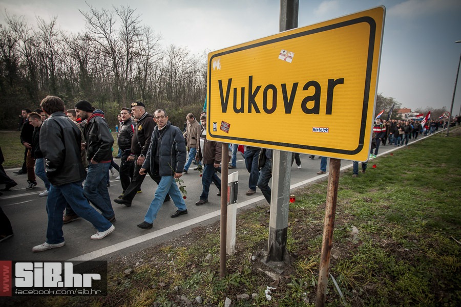 kolona_sjecanja_vukovar_1811201