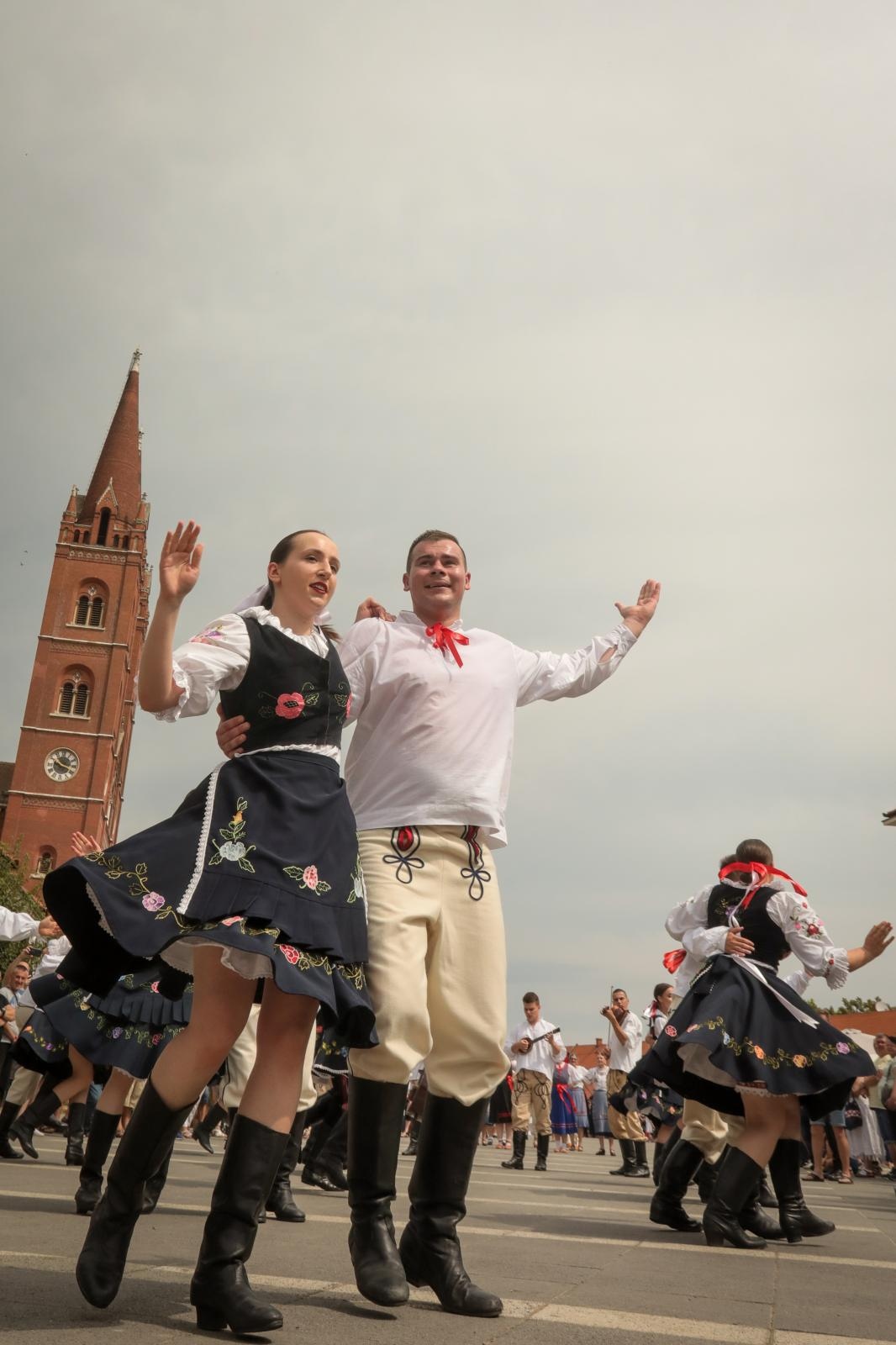 Svečana povorka 55. Đakovačkih vezova
