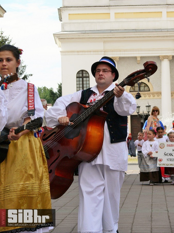 mali_djekovacki_vezovi_101