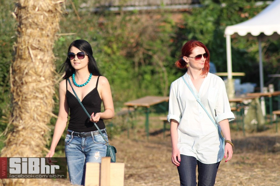 slama_dan_drugi_SiBhr_14 slama_dan_drugi_SiBhr_14