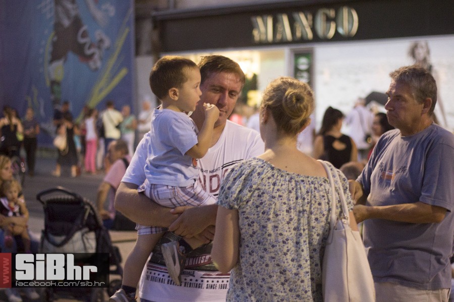 oljn_kolovoz_2015_SiBhr22