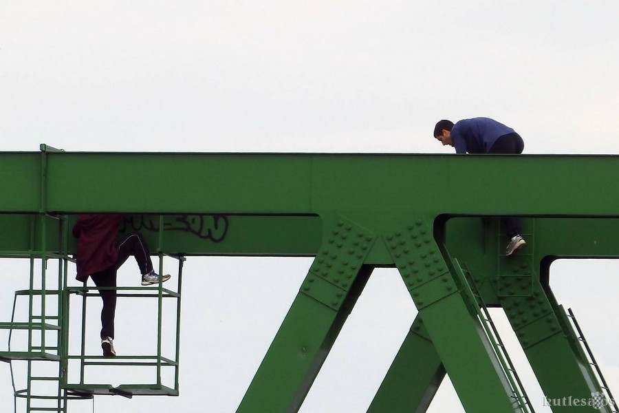 zeljo_opasna_djecja_igra_SiBhr_ zeljo_opasna_djecja_igra_SiBhr_