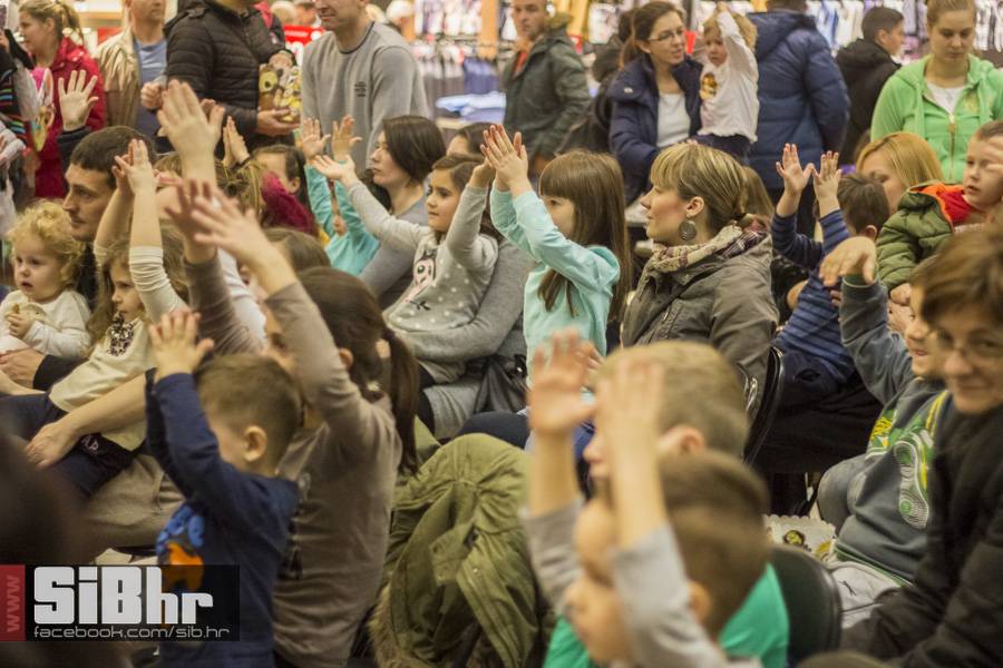 bozicna_predstava_mall_22