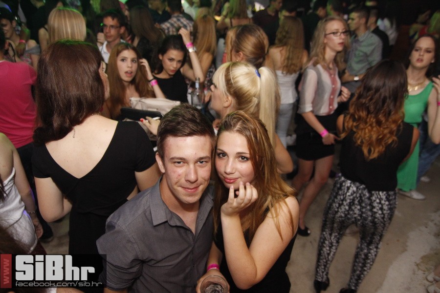 red_carpet_zoran_bastion_28