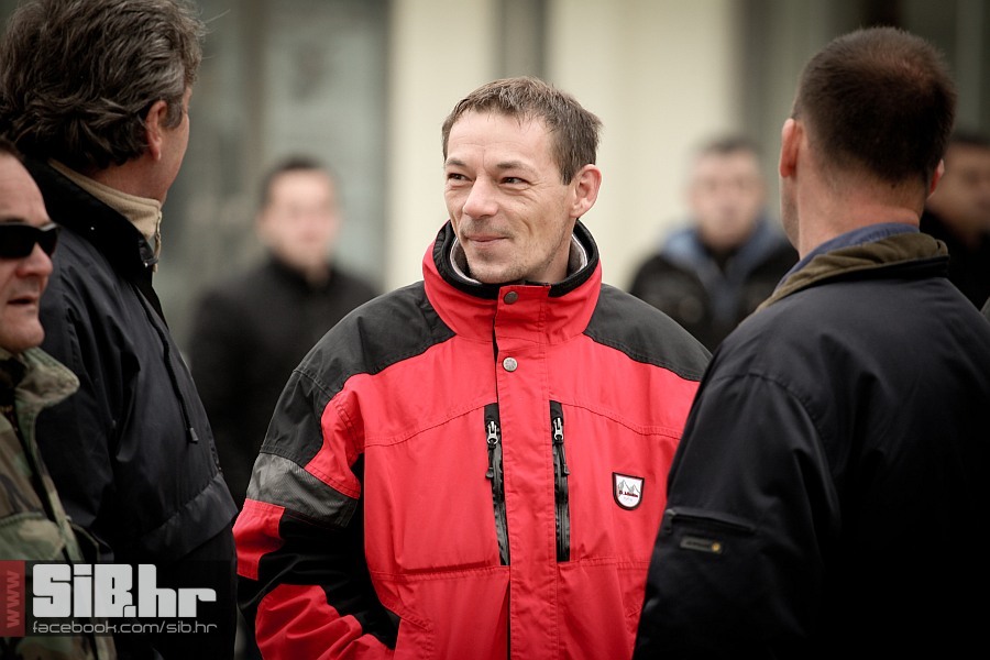 oslobodeni_generali_16112012_mb