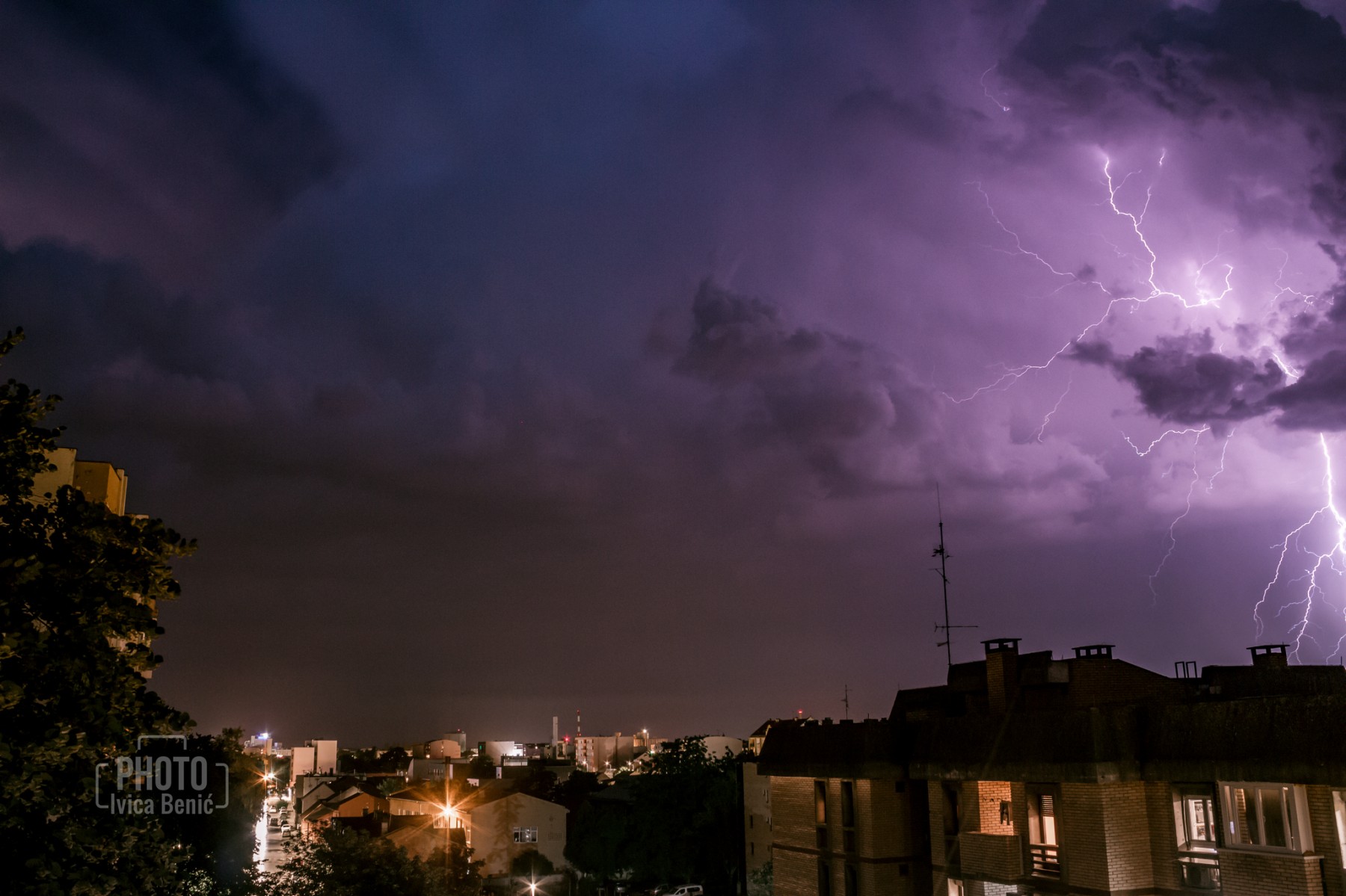 Munje iznad Osijeka