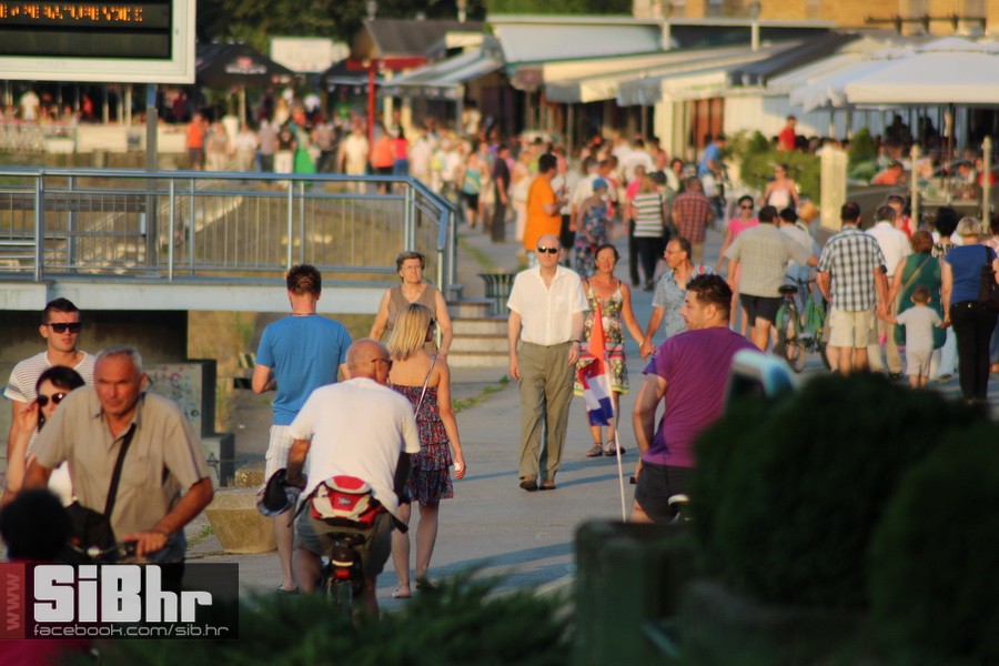 nedjeljna_setnja_gradom_SiBhr_1