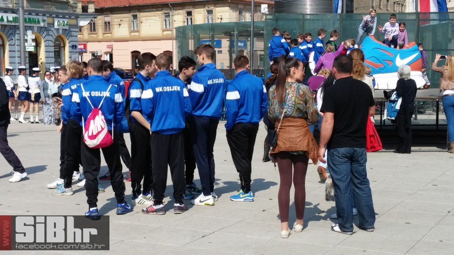 nkosijek_trg_2014_25