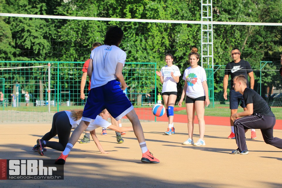 oljm_9_2016_sibhr_01