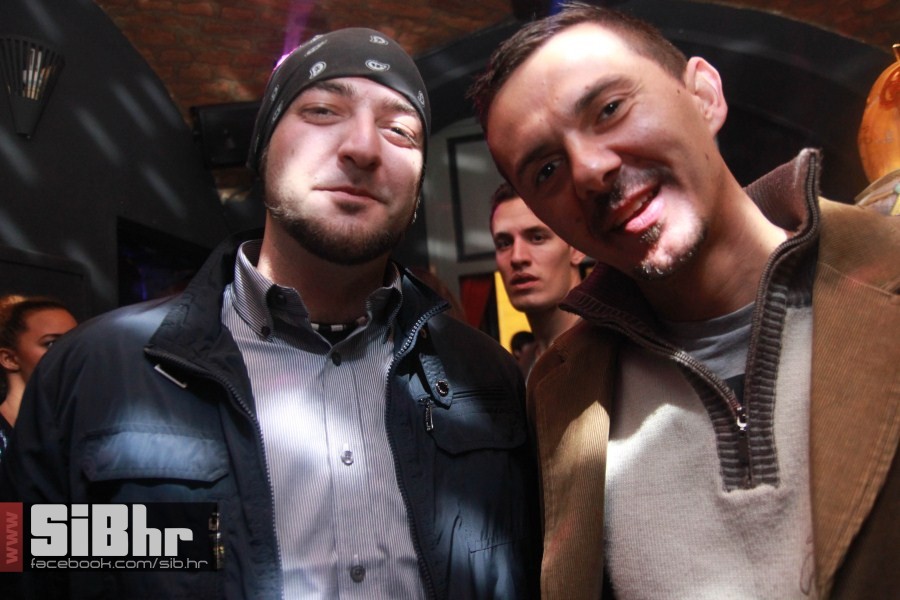 tufna0211_47 tufna0211_47