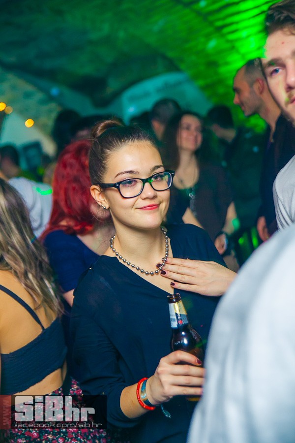 exit_pavijani_1801_nocni_zivot_
