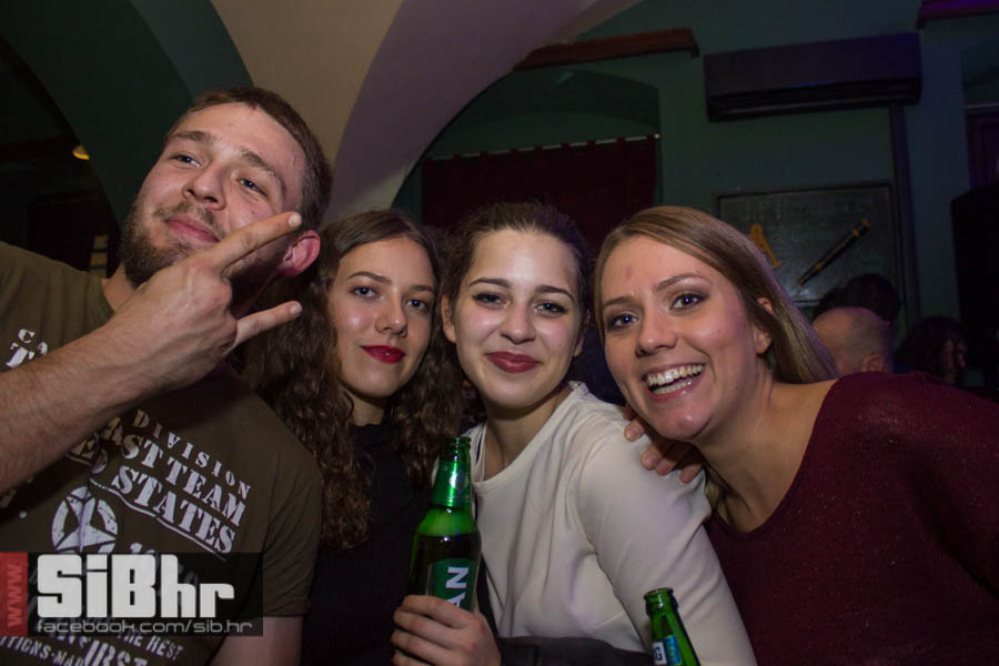 fort_pub_13