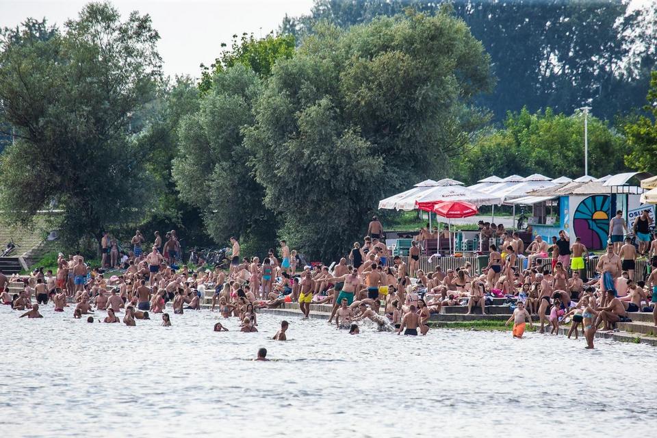 Još jedna vruća nedjelja na osječkoj Kopiki Još jedna vruća nedjelja na osječkoj Kopiki