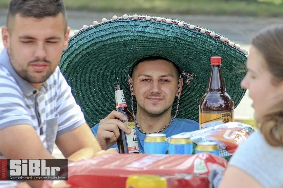 studentska_rostiljada_osijek_Si