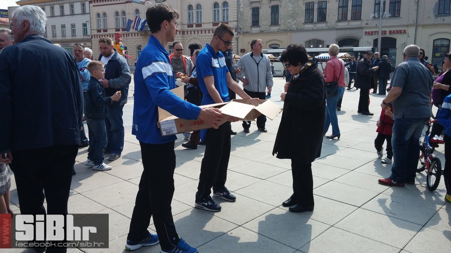 nkosijek_trg_2014_10