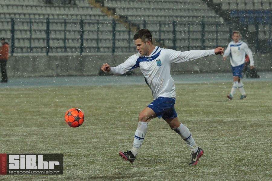 osijek_dinamo_2_1_10022013_sibh