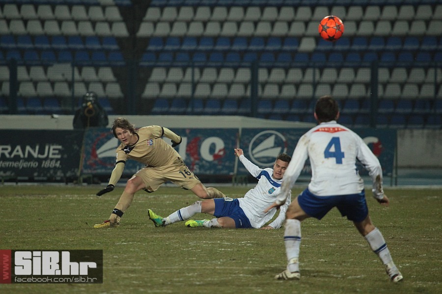 osijek_dinamo_2_1_10022013_sibh
