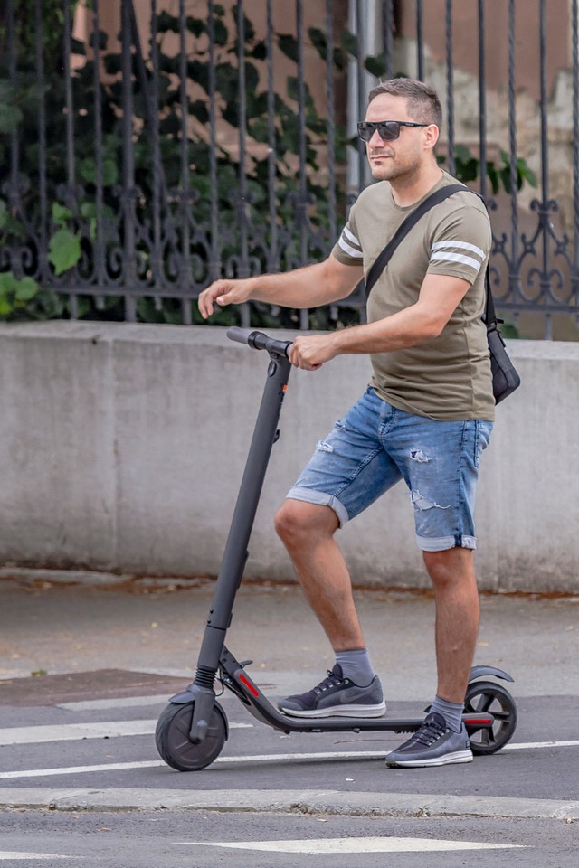 električni romobil električni romobil
