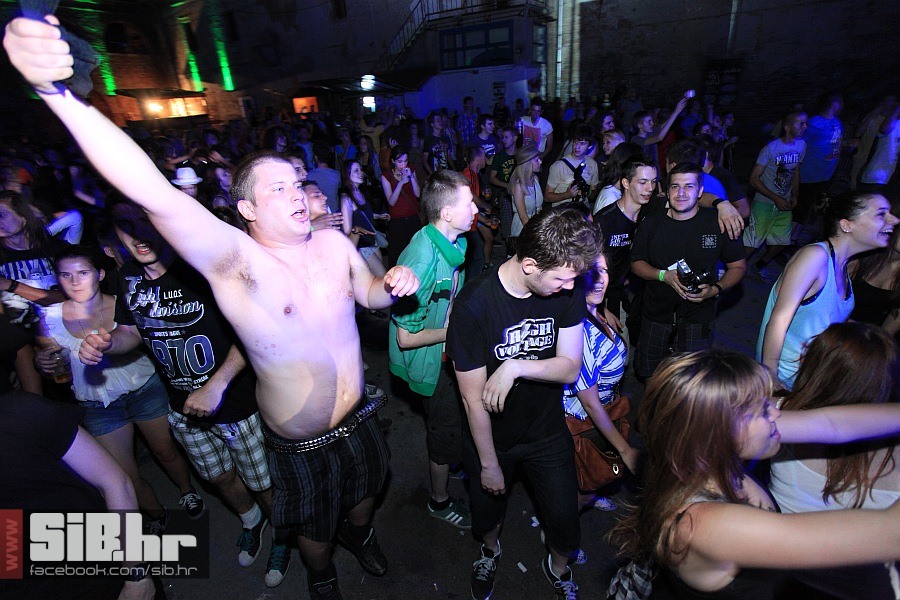 ufo_1_dan_07072012_sibhr_by_006