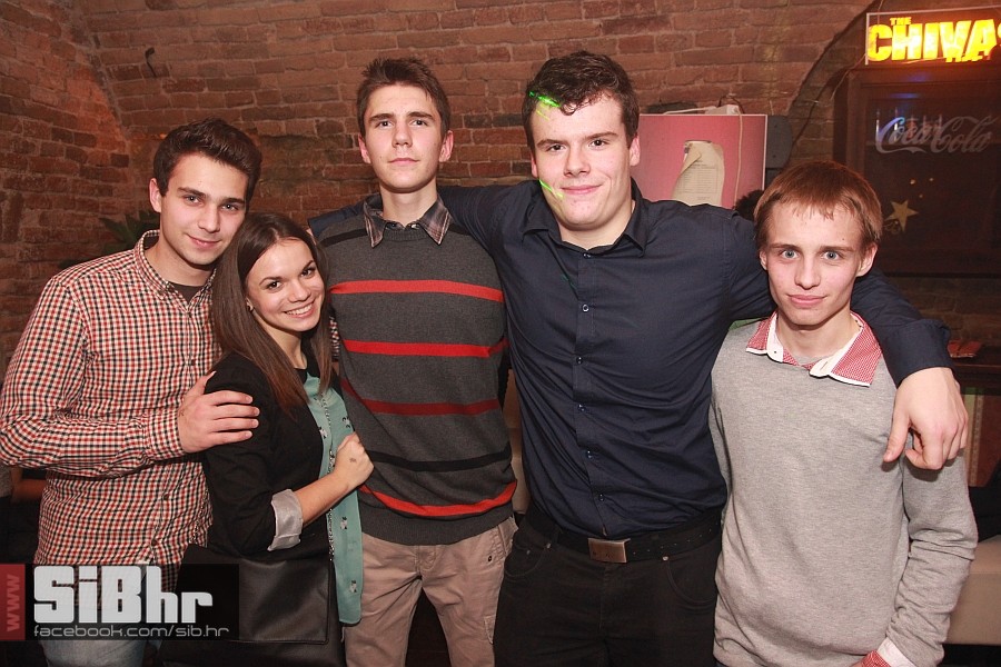 nocni_zivot_harem04012013_SiBhr