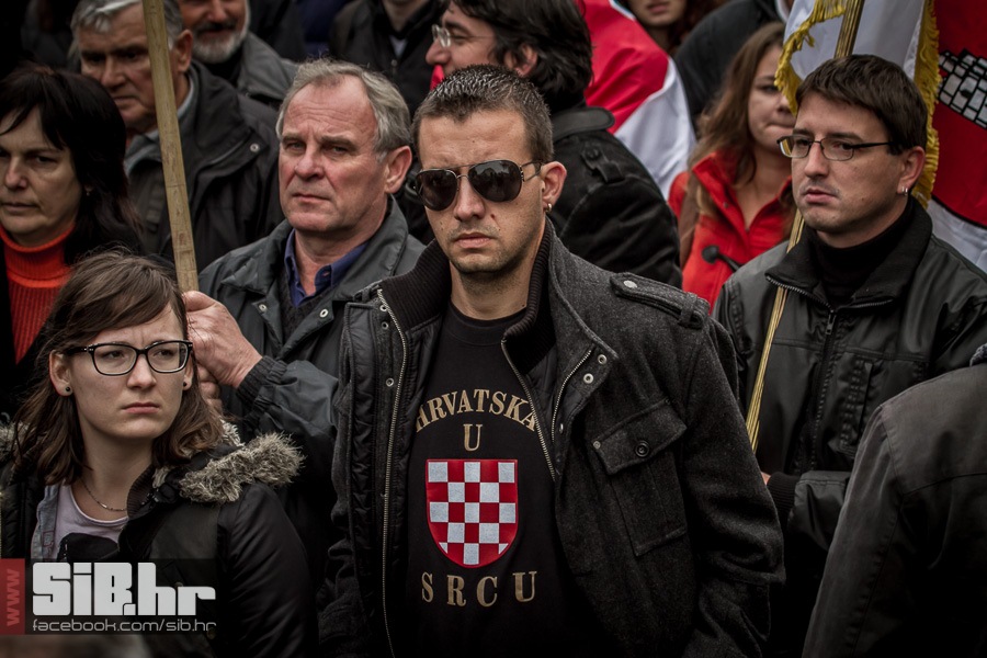 kolona_sjecanja_vukovar_1811201