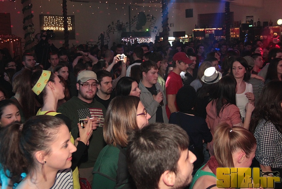 sars_medium_16_12_2011_sibhr_00 sars_medium_16_12_2011_sibhr_00