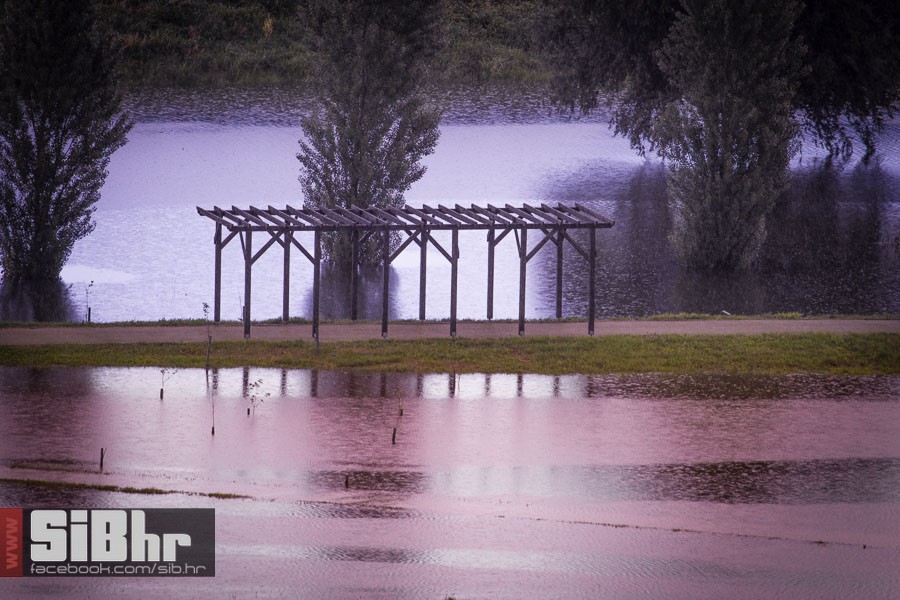 prelijevanje_drave2013_mbanic_S