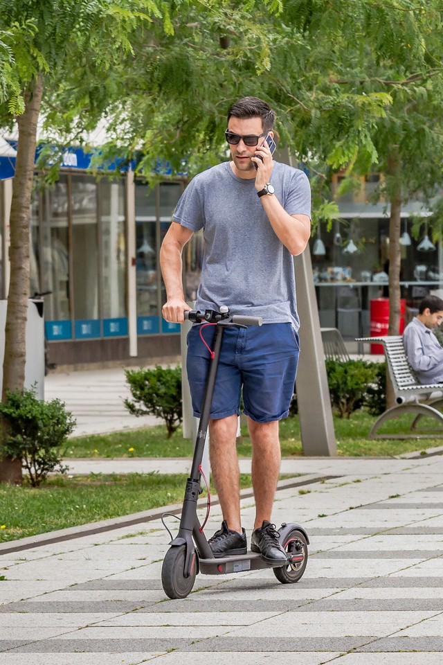 električni romobil električni romobil