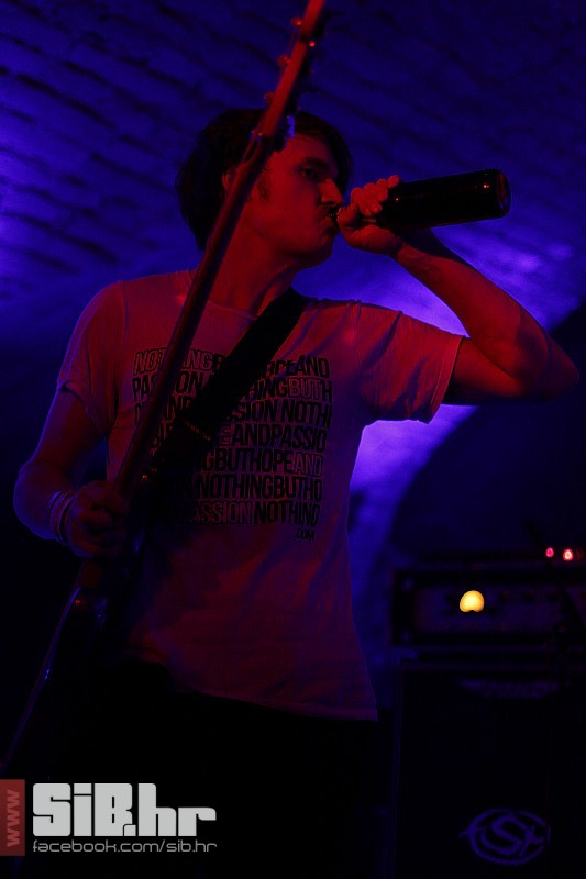 maybeshewill_teatar_27092012_si