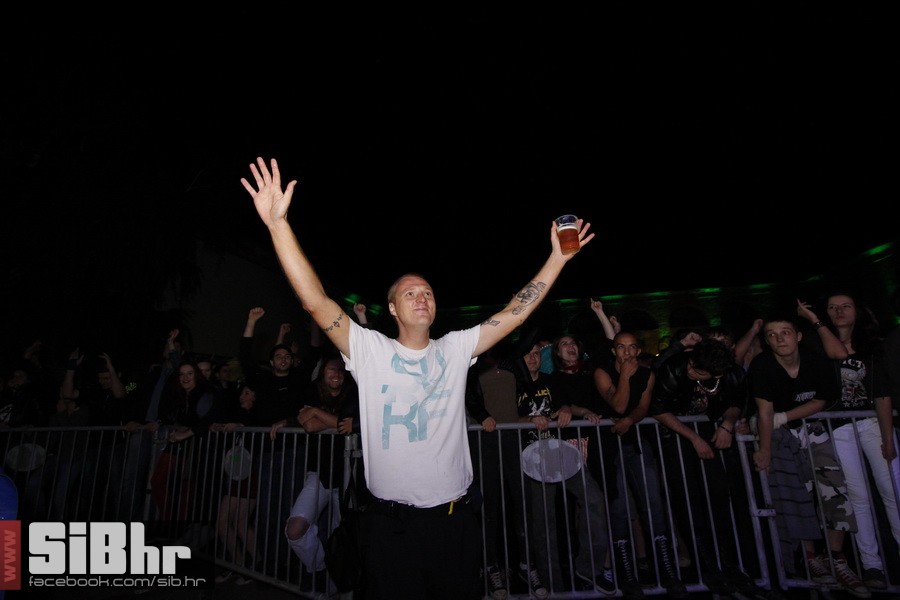 ufo_brkovi_zoran_145 ufo_brkovi_zoran_145