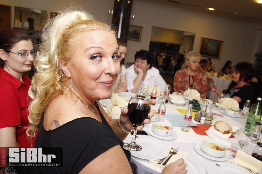 orijentalna_vecera_osijek_SiBhr orijentalna_vecera_osijek_SiBhr