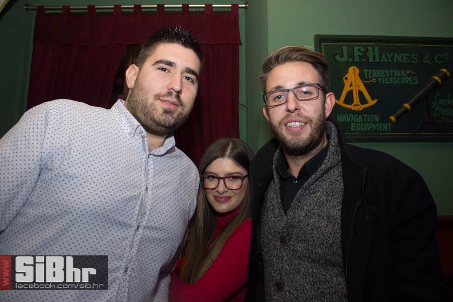 fort_pub_3