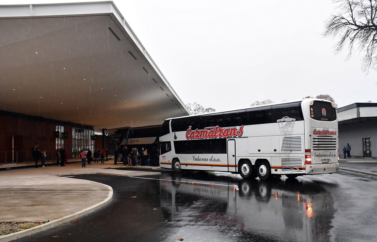 Autobusni kolodvor Slavonski Brod