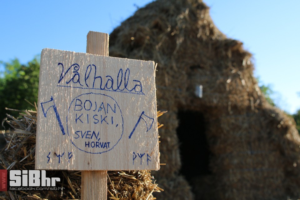 slama_2016_SiBhr_8