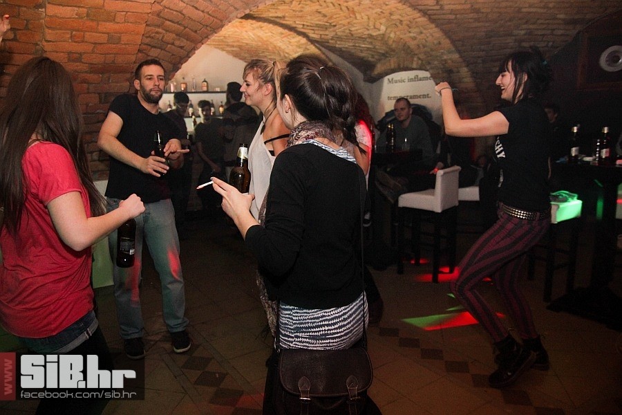 sexymotherfuckers_u_exitu_01032