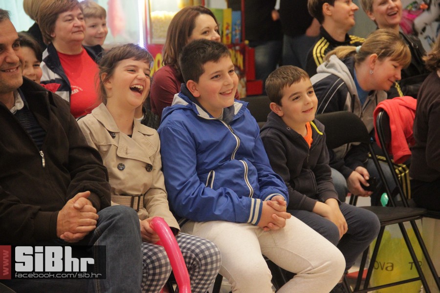 magic_avenue_mall_1804_14