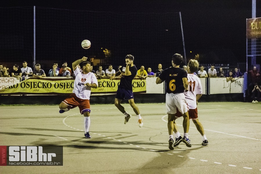 tri_kornera_penal_4