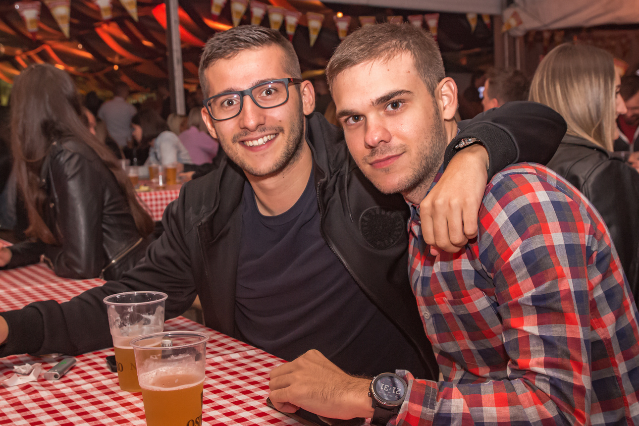 Dani prvog hrvatskog piva 2021: Crvena jabuka Dani prvog hrvatskog piva 2021: Crvena jabuka