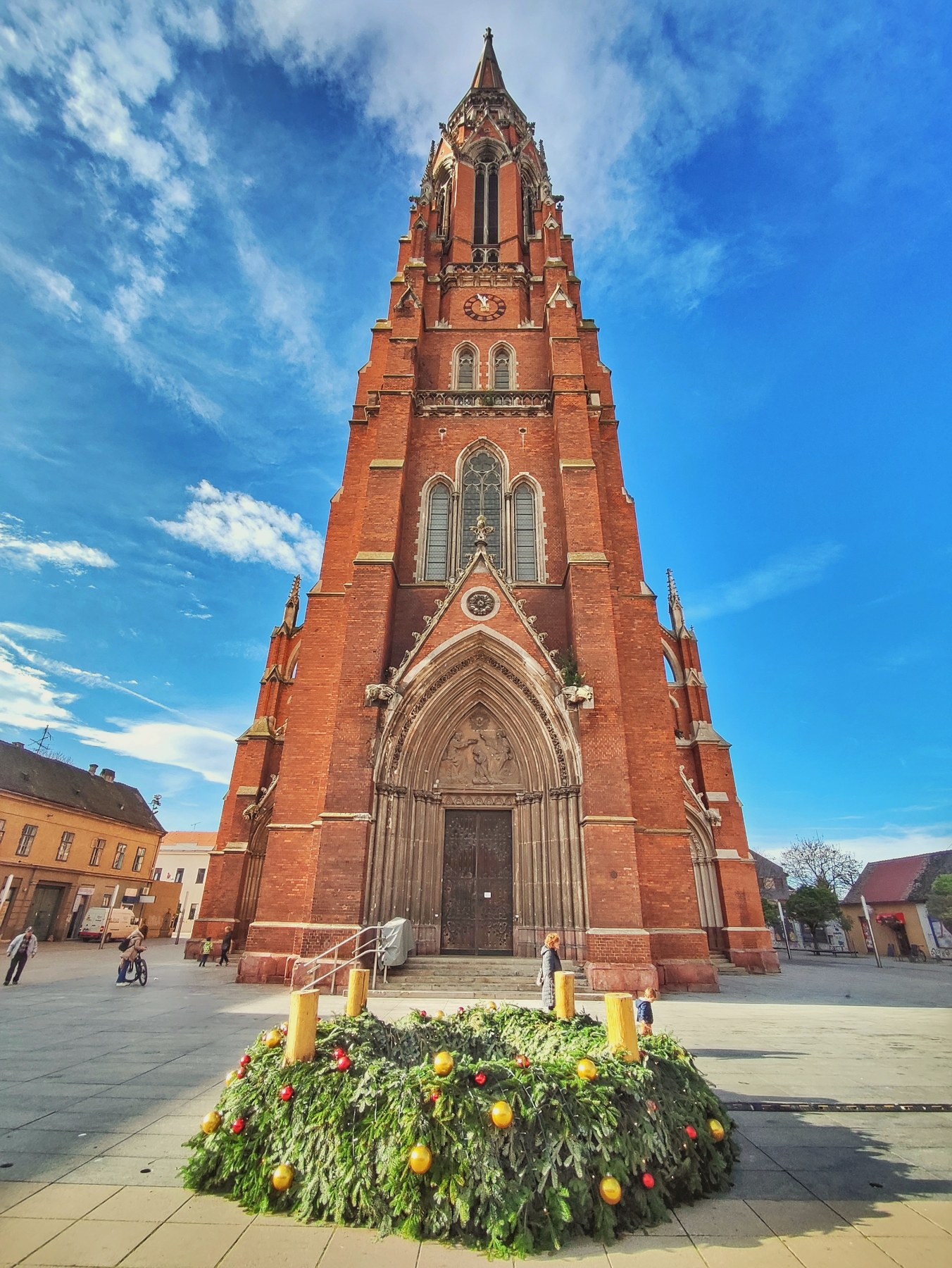 I centar Osijeka spreman za početak Adventa