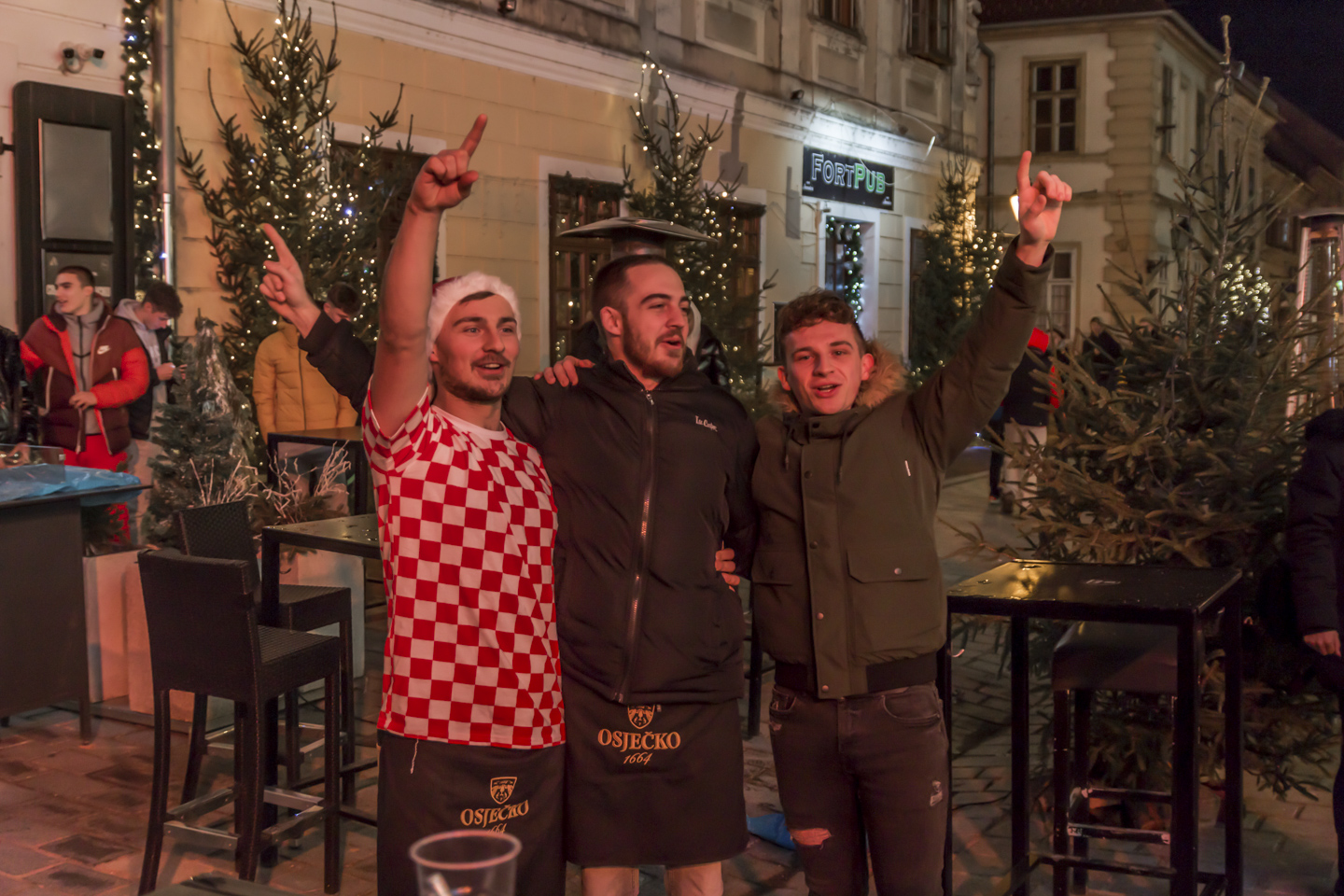 Slavlje nakon pobjede Hrvatske