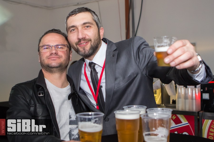 crvena_jabuka_osijek_44